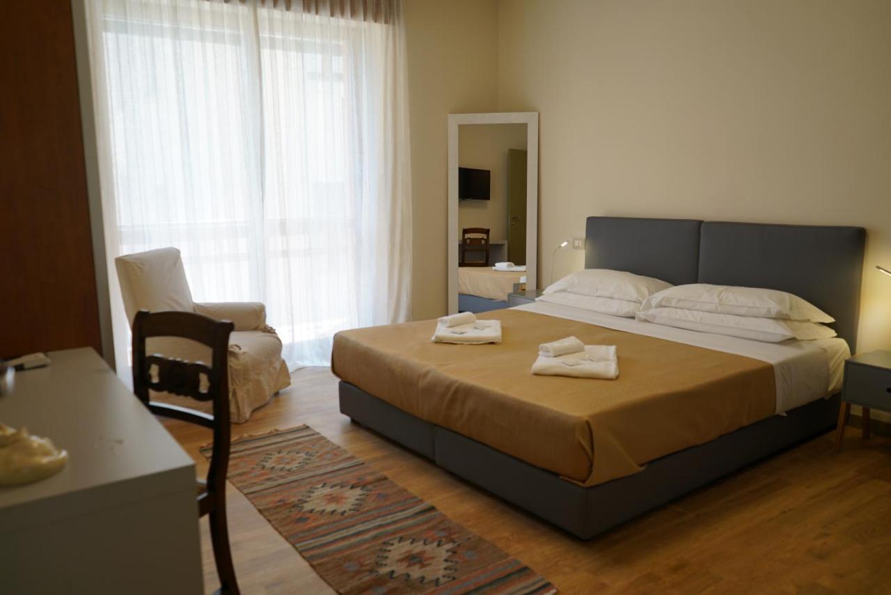 Avenue Rooms Верона Екстериор снимка